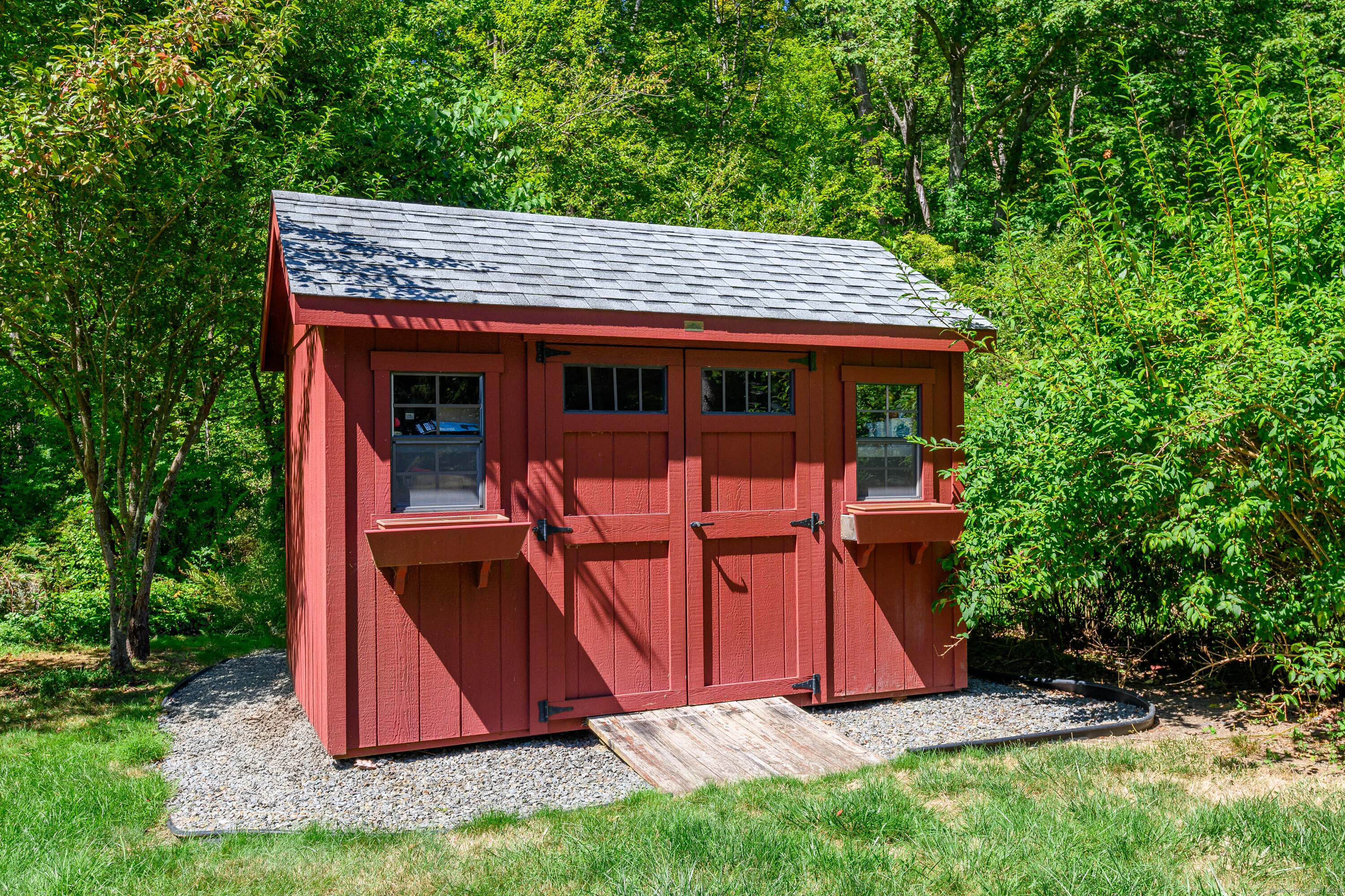 9 Chuck Wagon Lane Danbury CT 06810