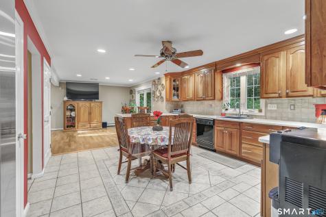32 Shari Drive Seymour CT 06483