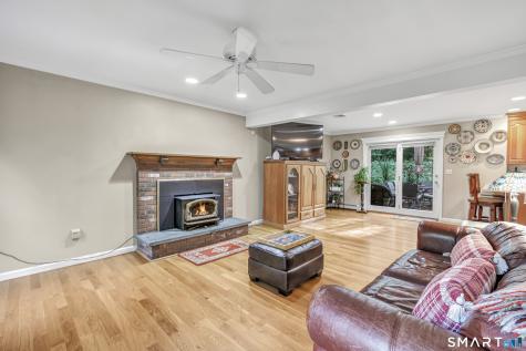32 Shari Drive Seymour CT 06483
