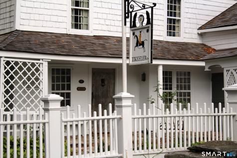 12 Olmstead Lane Ridgefield CT 06877