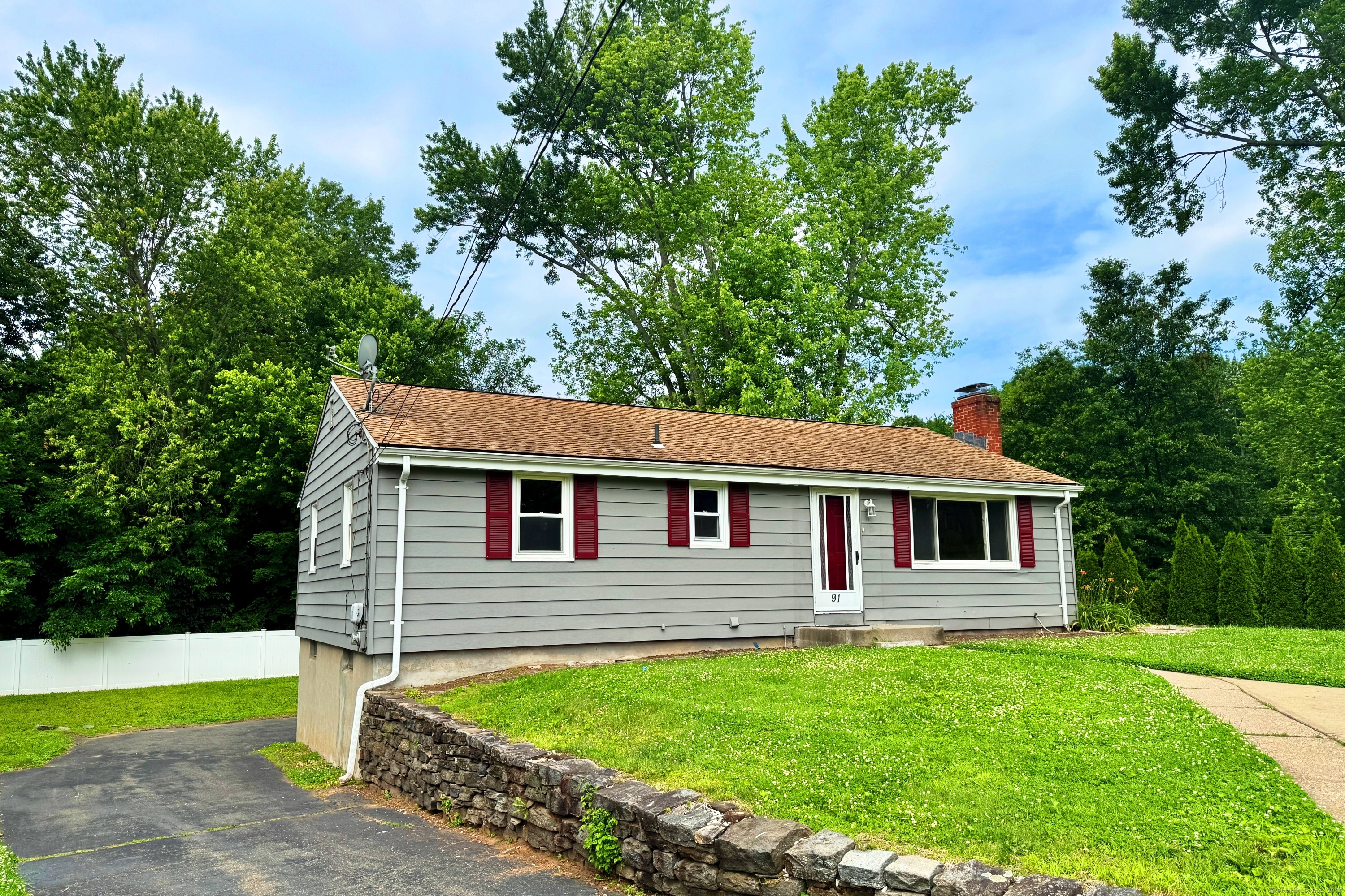 91 Willard Avenue Newington CT 06111