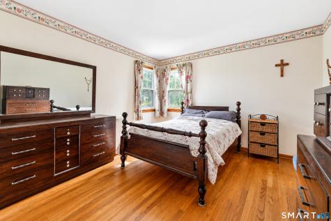 98 Wilbur Avenue Meriden CT 06450