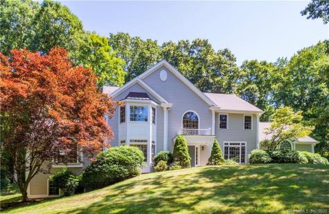279 Newtown Turnpike Redding CT 06896