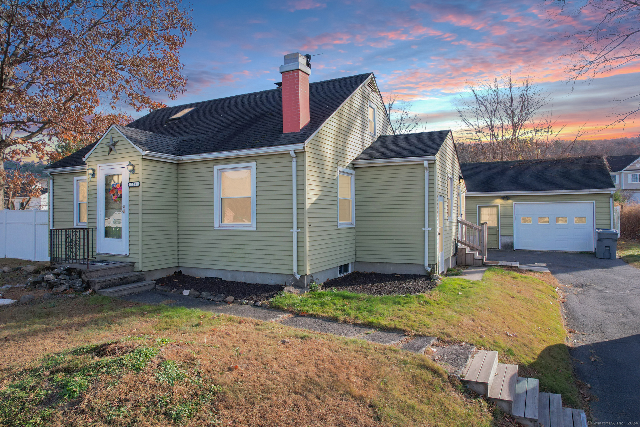 114 White Oak Avenue Plainville CT 06062