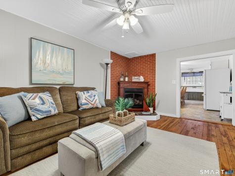 31 Old Colony Road Old Lyme CT 06371