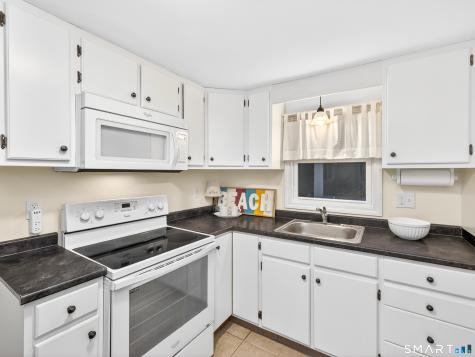 31 Old Colony Road Old Lyme CT 06371