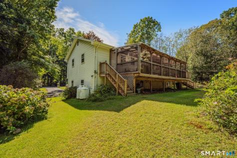 27 Beechwood Drive Deep River CT 06417