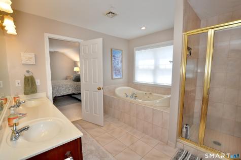 79 High Valley Drive Canton CT 06019