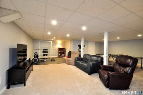 79 High Valley Drive Canton CT 06019