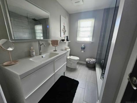 2 F Street Derby CT 06418