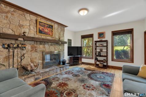 194 Quaker Farms Road Oxford CT 06478
