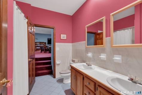 194 Quaker Farms Road Oxford CT 06478
