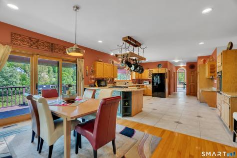 194 Quaker Farms Road Oxford CT 06478