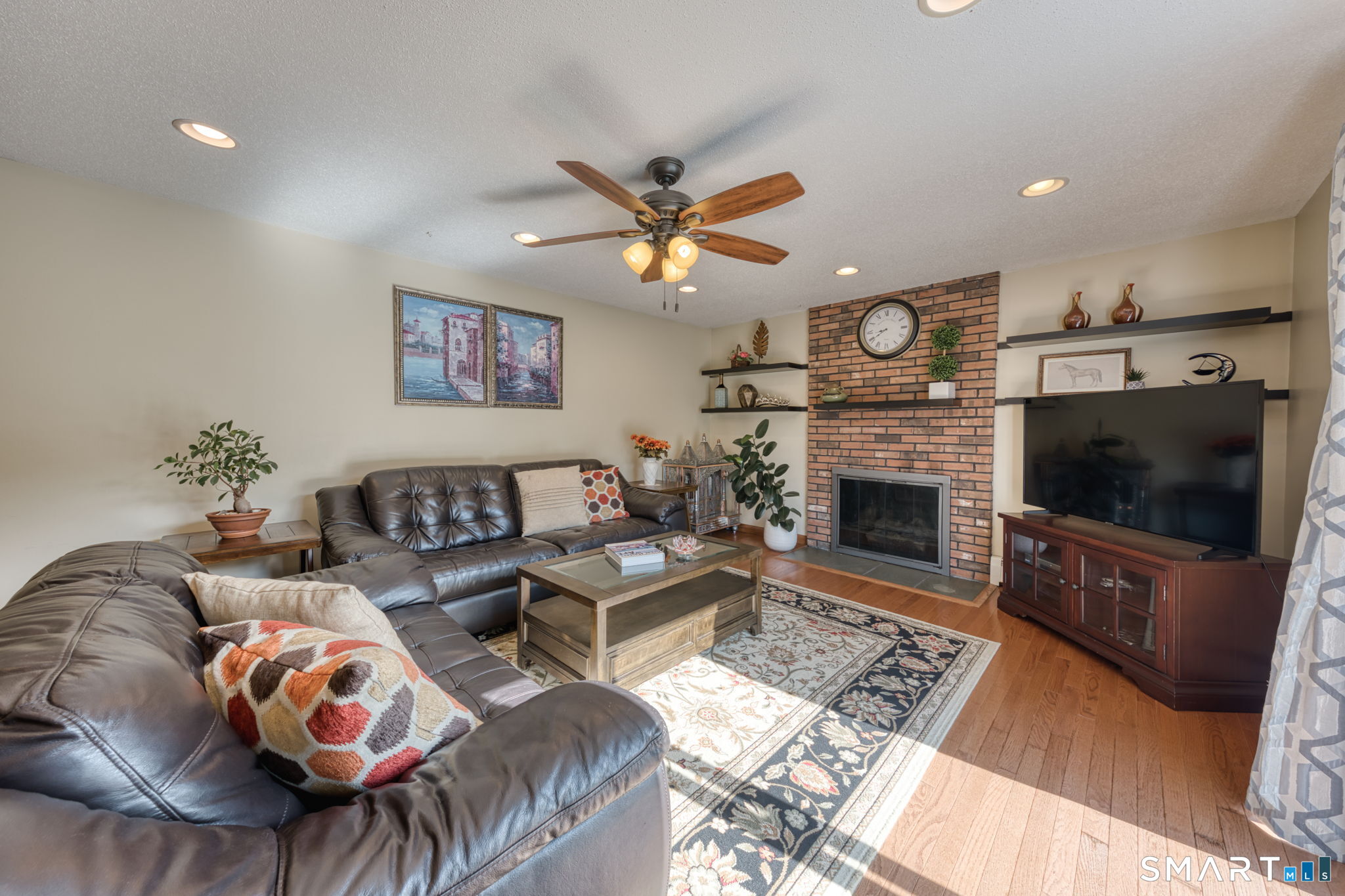 280 East Opal Drive Glastonbury CT 06033