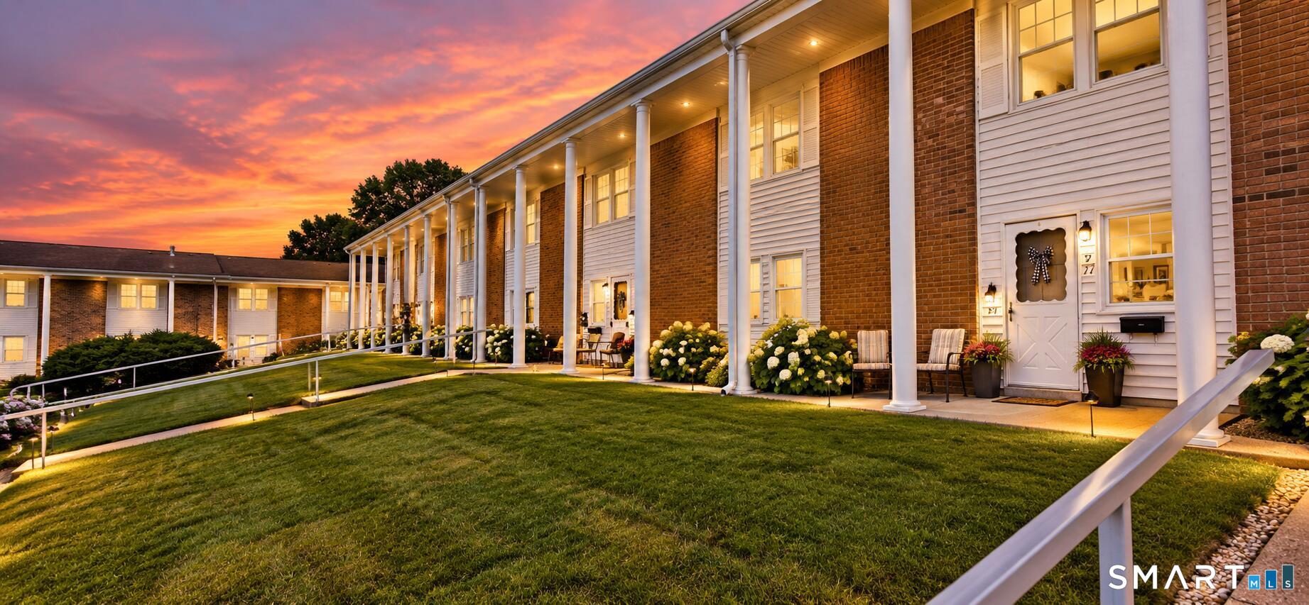Milford CT, 109 Seemans Lane, Unit 27