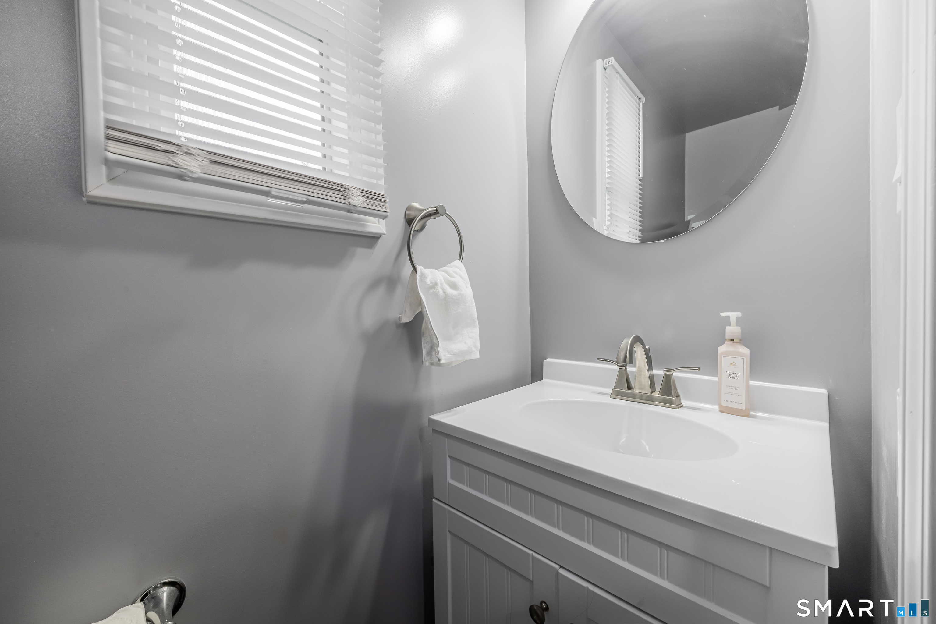 230 Main Street Wallingford CT 06492