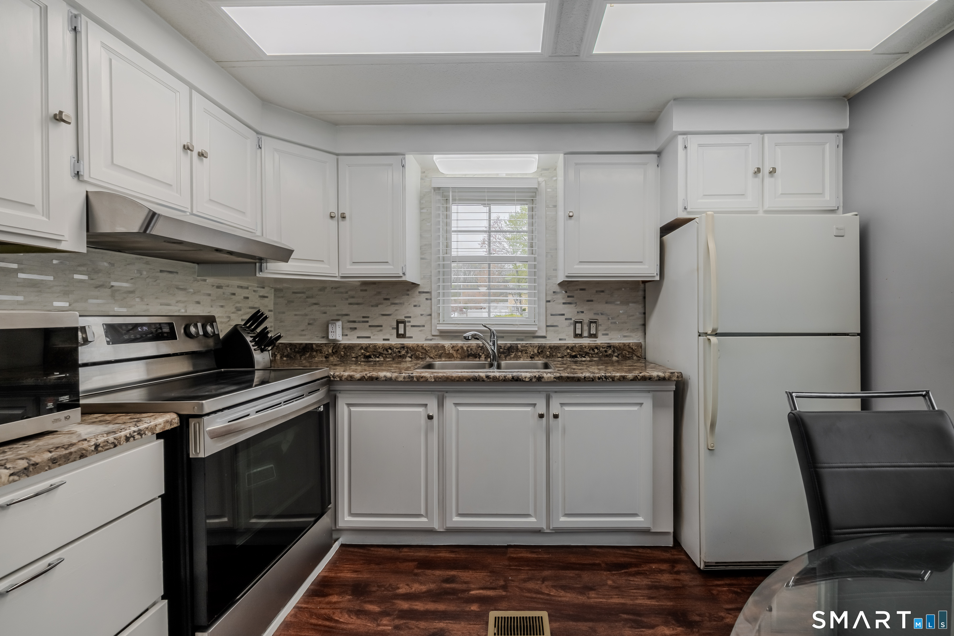 230 Main Street Wallingford CT 06492