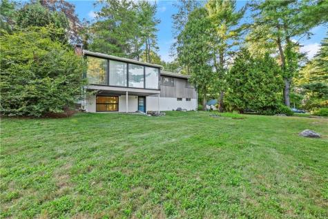 9 Wayfaring Road Norwalk CT 06851
