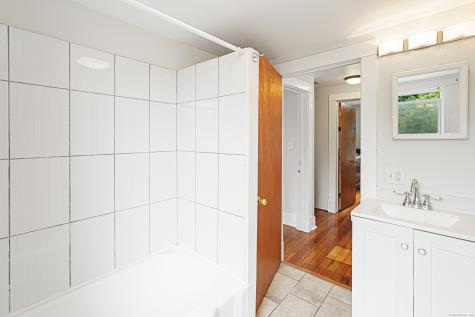 180 Central Avenue Norwich CT 06360