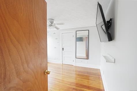 180 Central Avenue Norwich CT 06360