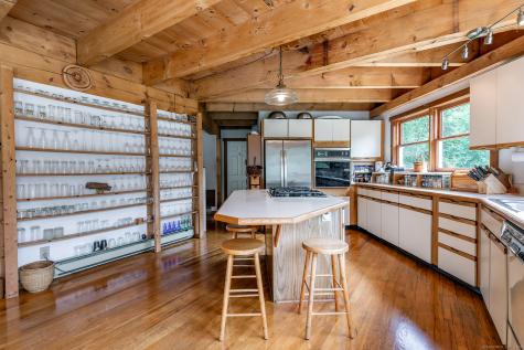 7 Brandy Lane Bridgewater CT 06752