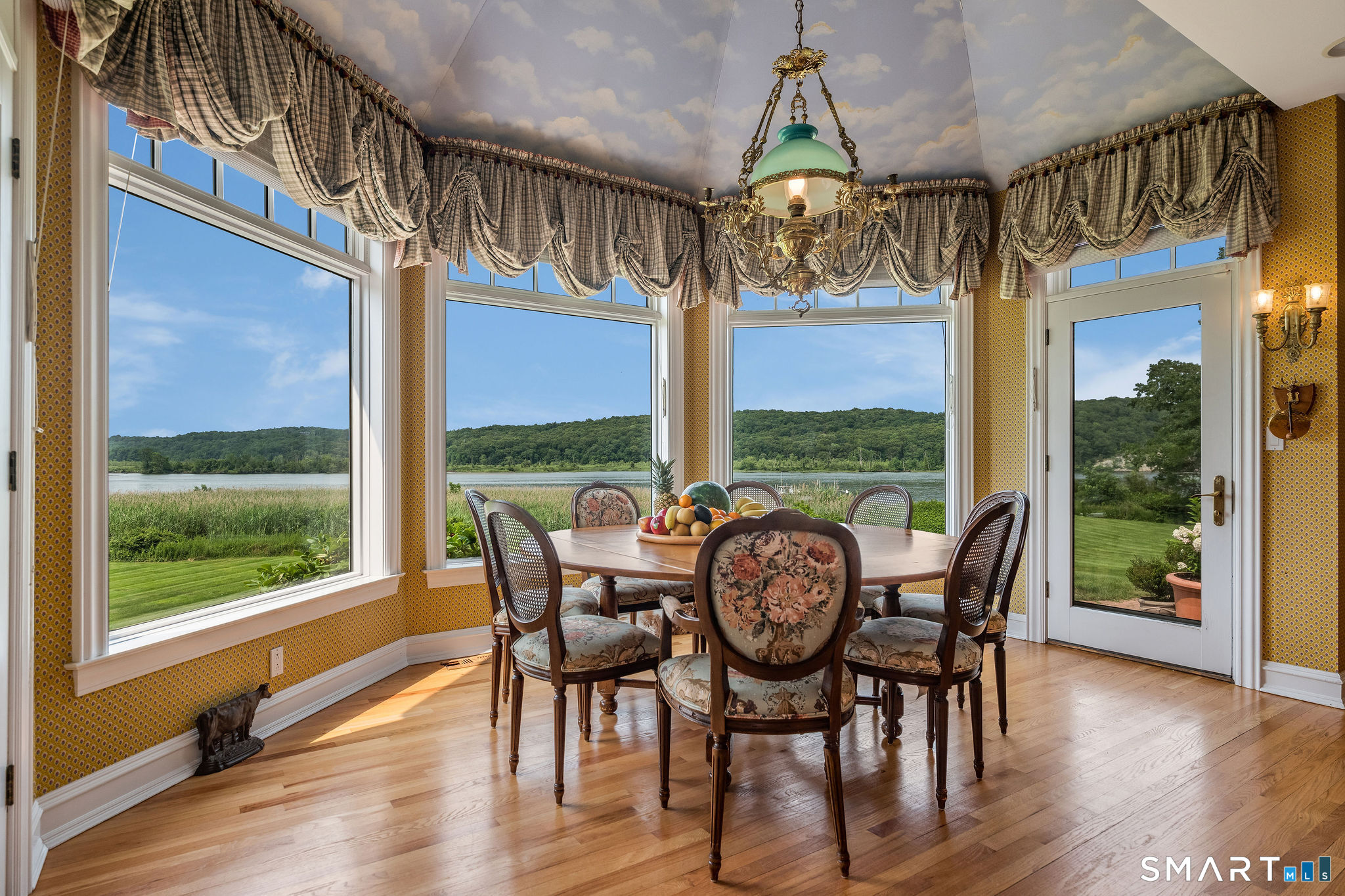 323 River Road Deep River CT 06417