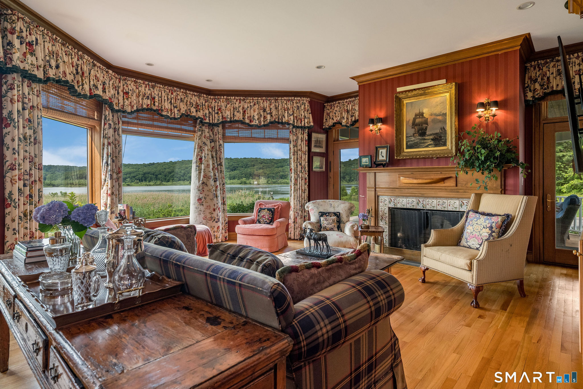 323 River Road Deep River CT 06417