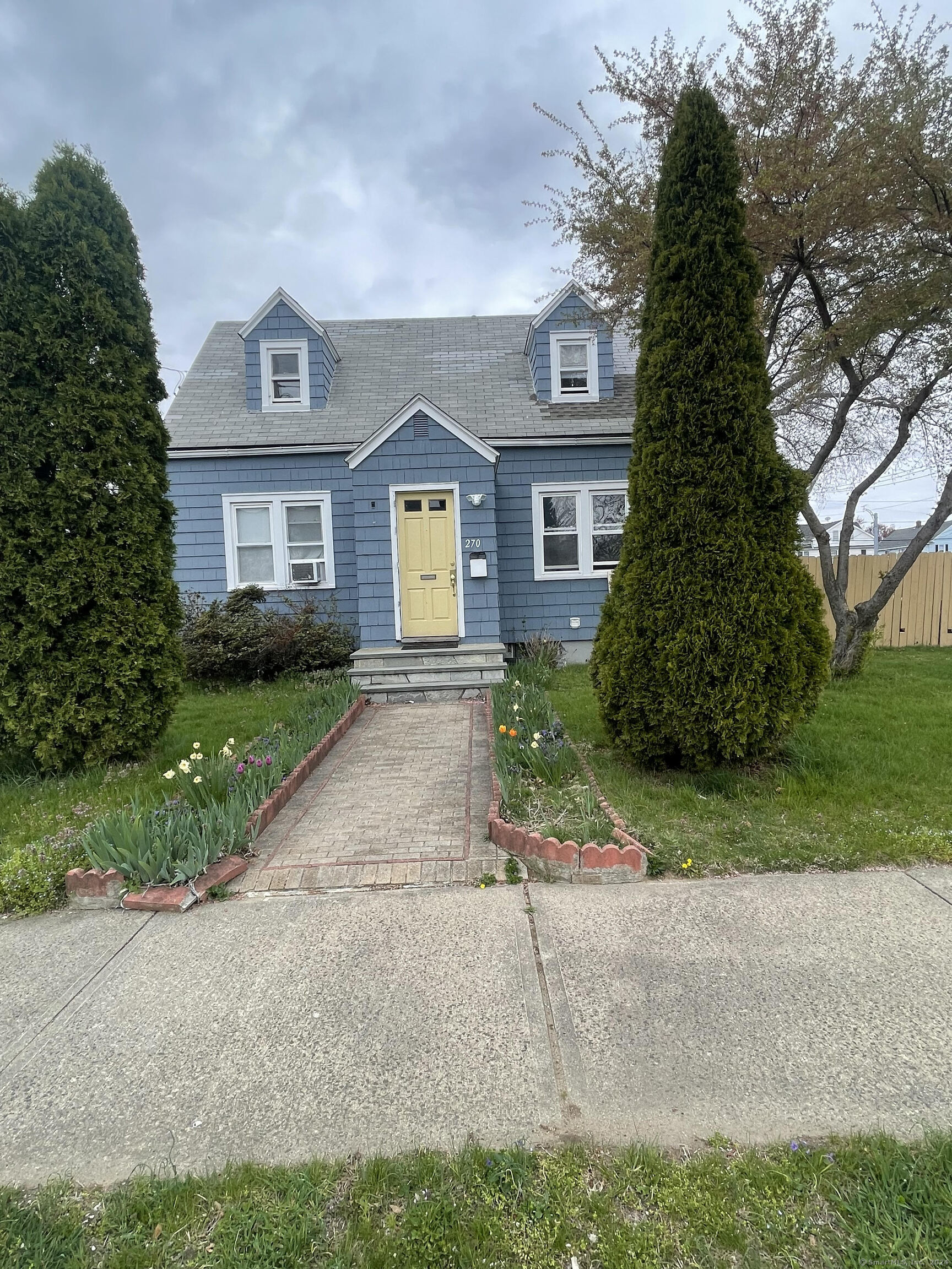 270 Cleveland Avenue Bridgeport CT 06604
