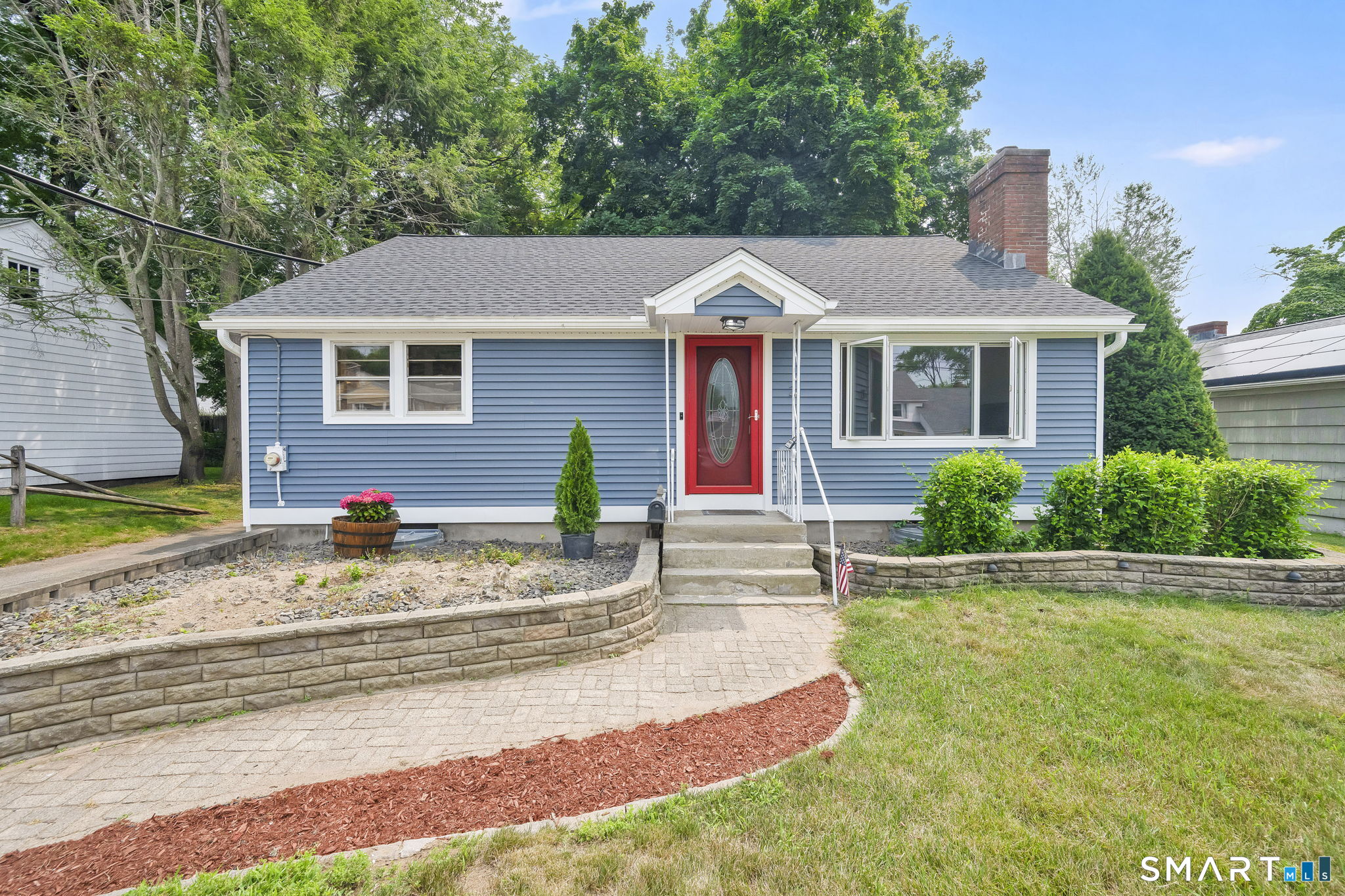 21 Spier Avenue Enfield CT 06082