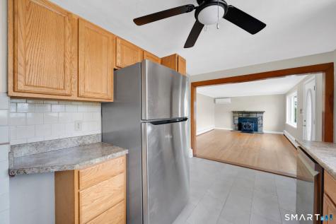 21 Spier Avenue Enfield CT 06082