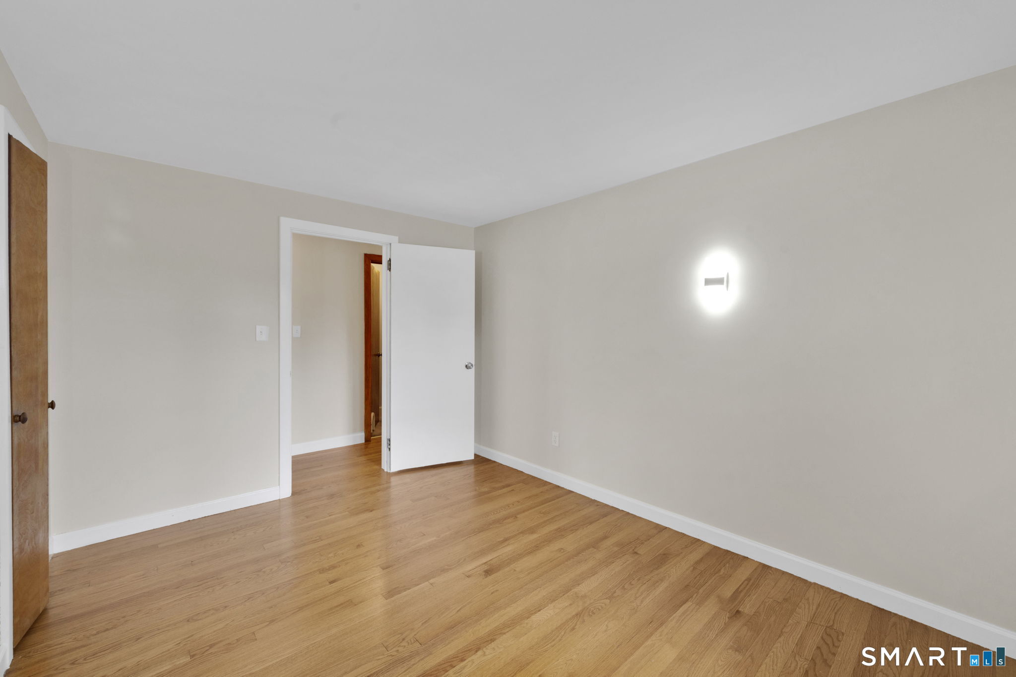 21 Spier Avenue Enfield CT 06082
