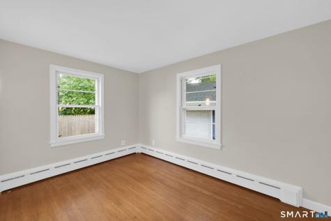 21 Spier Avenue Enfield CT 06082