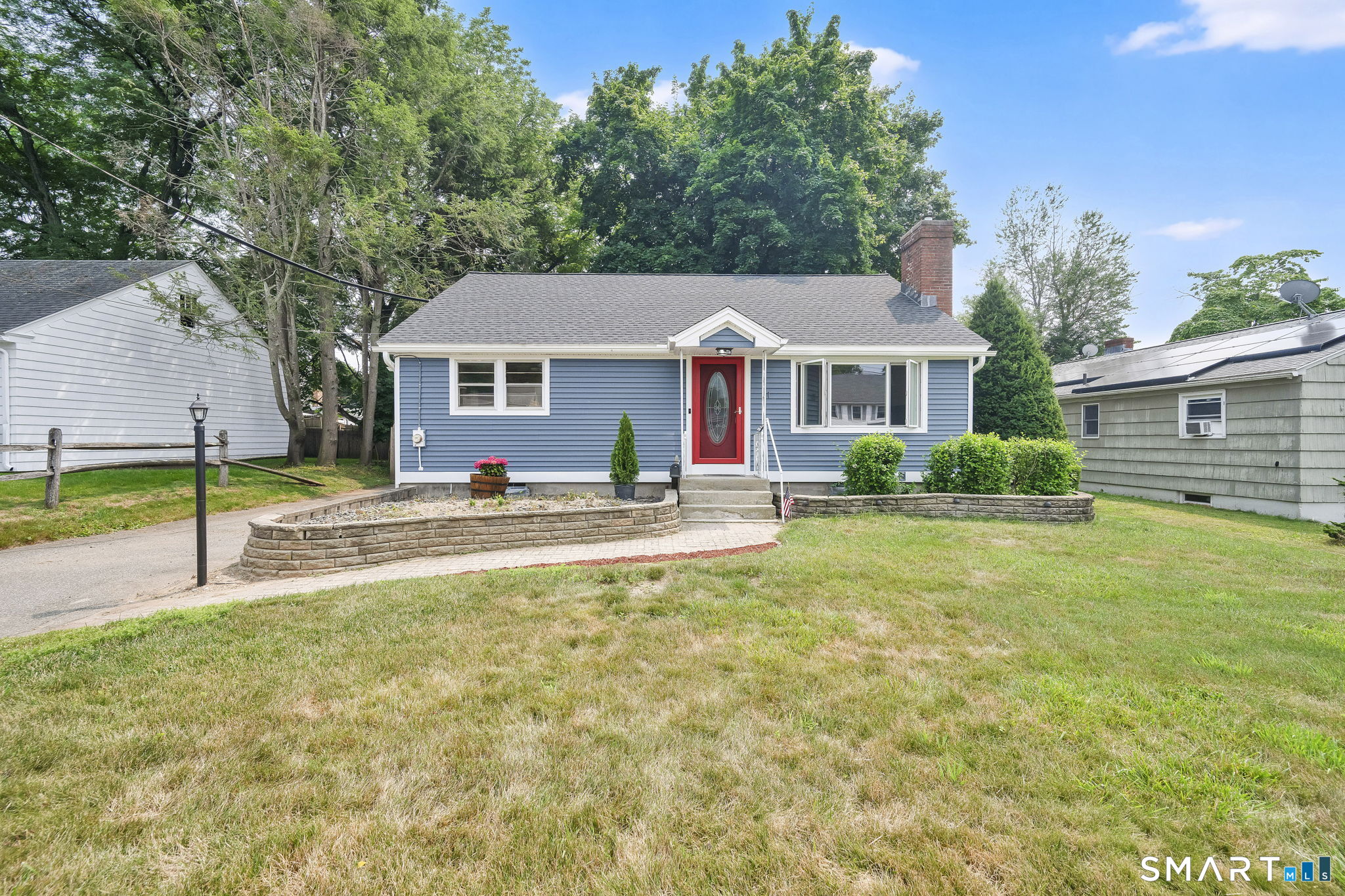 21 Spier Avenue Enfield CT 06082