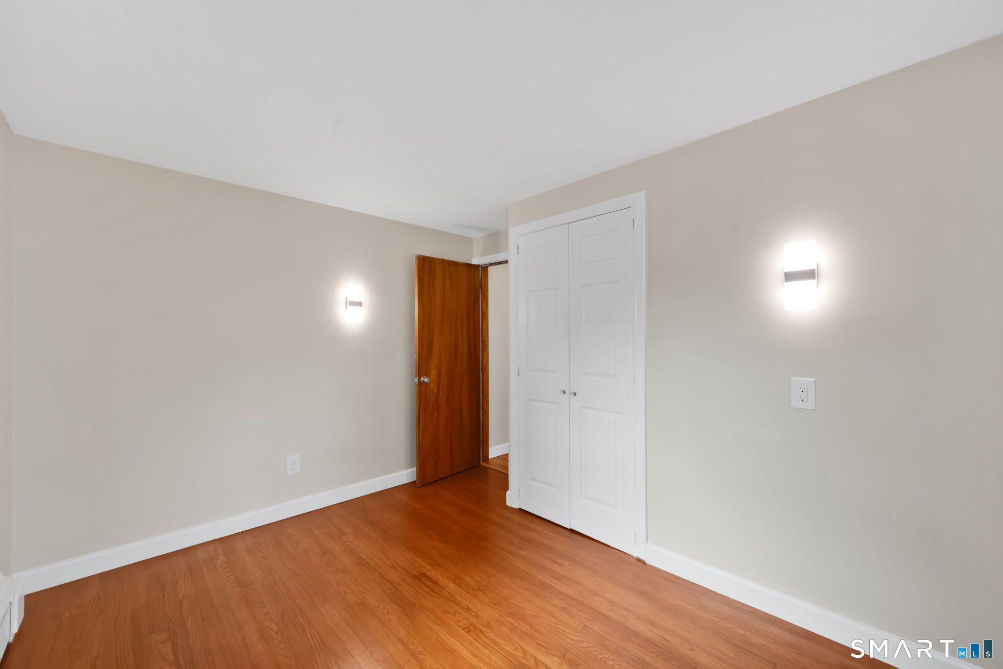 21 Spier Avenue Enfield CT 06082