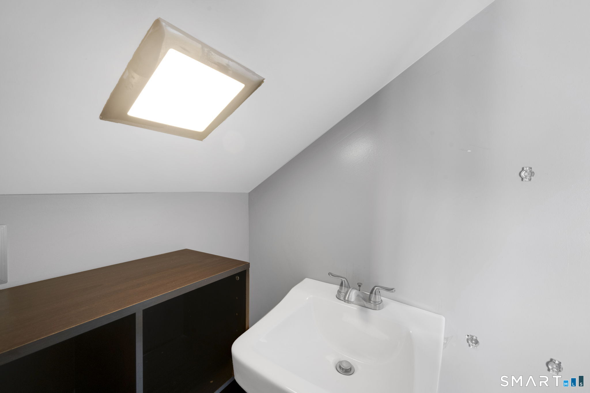21 Spier Avenue Enfield CT 06082