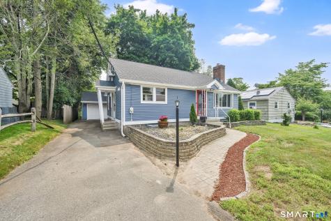 21 Spier Avenue Enfield CT 06082