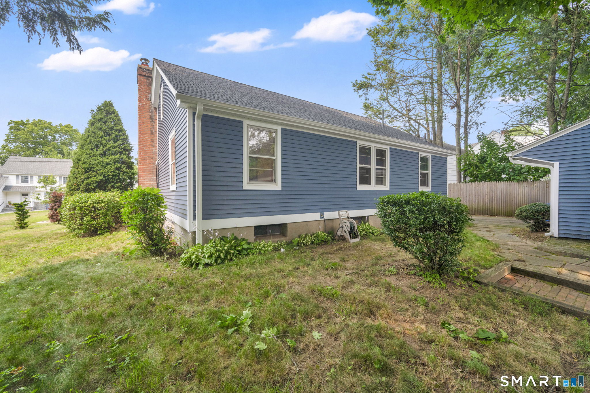 21 Spier Avenue Enfield CT 06082