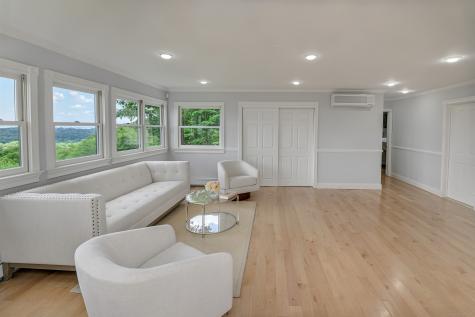 10 Hillcrest Court Ridgefield CT 06877