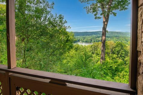 10 Hillcrest Court Ridgefield CT 06877