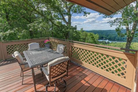 10 Hillcrest Court Ridgefield CT 06877