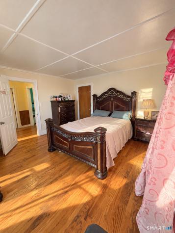 9 Burr Avenue Middletown CT 06457