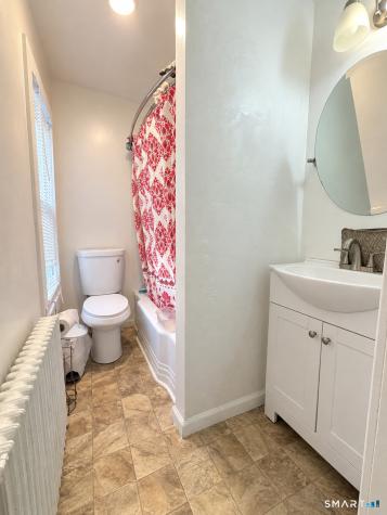 9 Burr Avenue Middletown CT 06457
