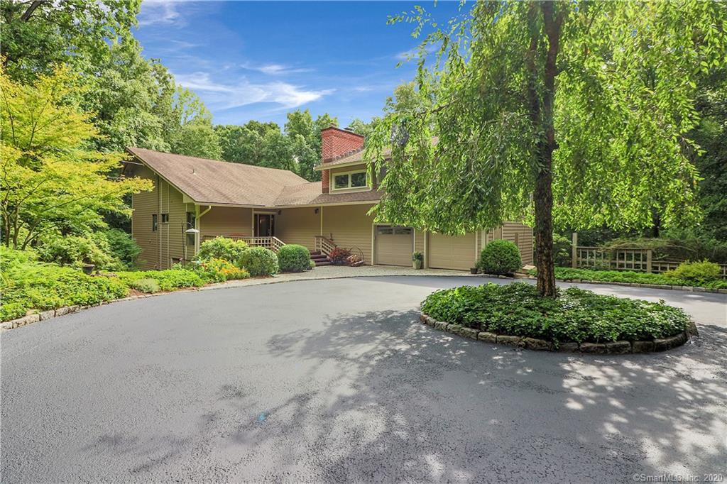 140 Bentwood Drive Stamford CT 06903