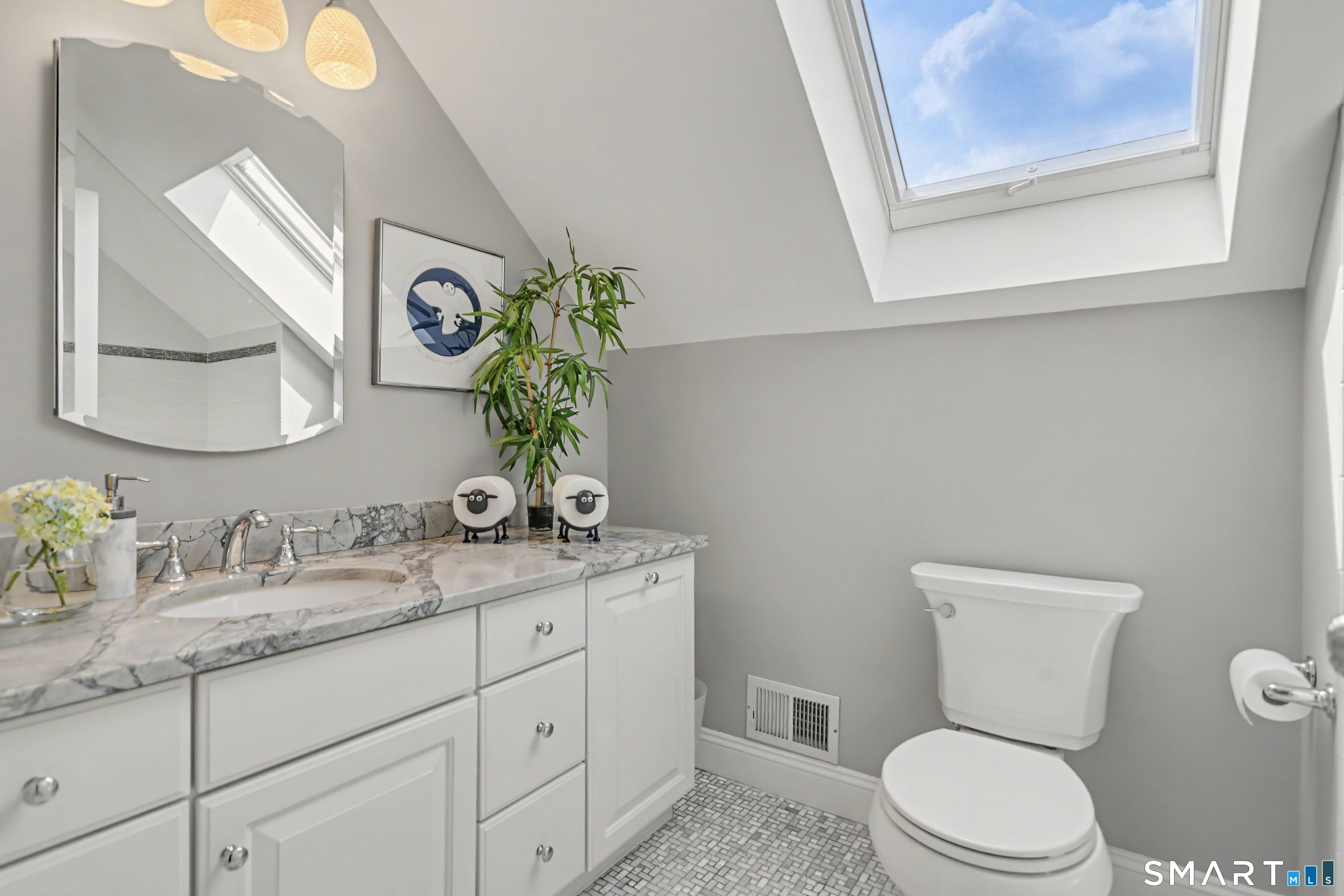 109 Hillside Avenue Milford CT 06460
