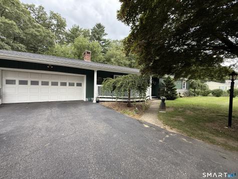 33 Bonnette Avenue Thompson CT 06277