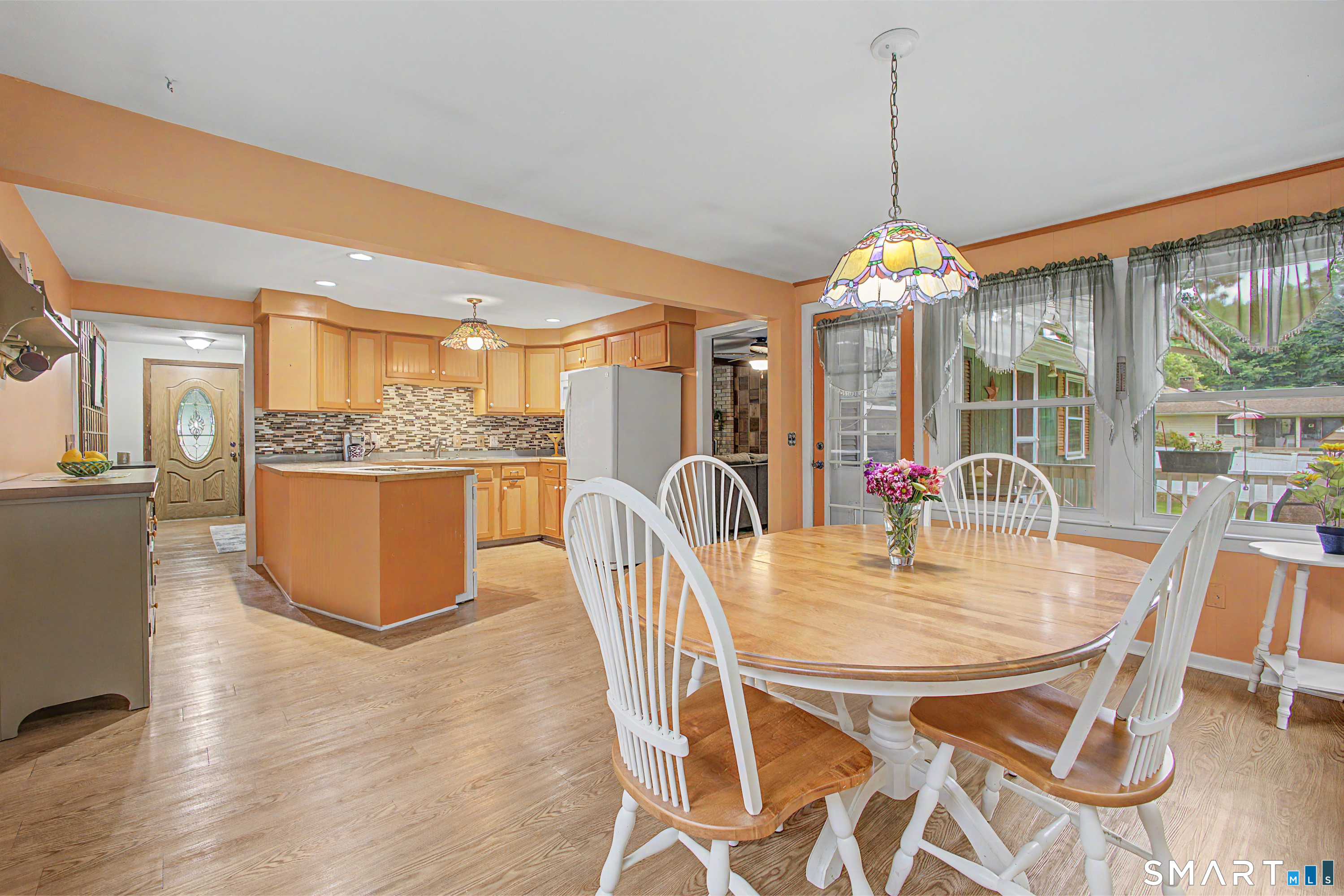 33 Bonnette Avenue Thompson CT 06277