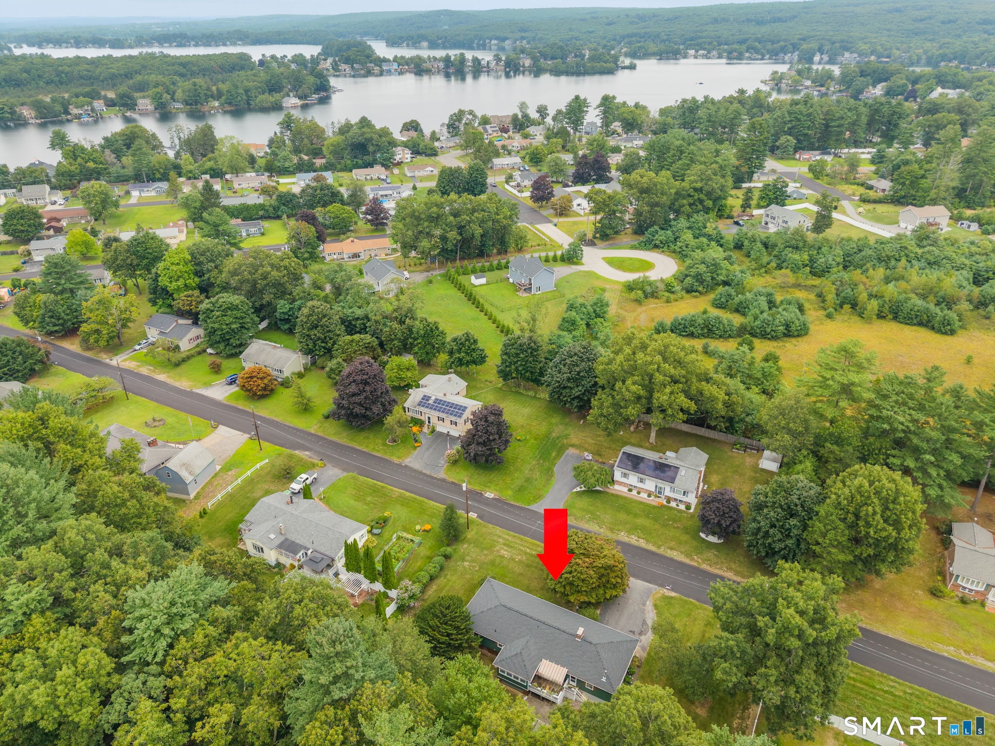 33 Bonnette Avenue Thompson CT 06277