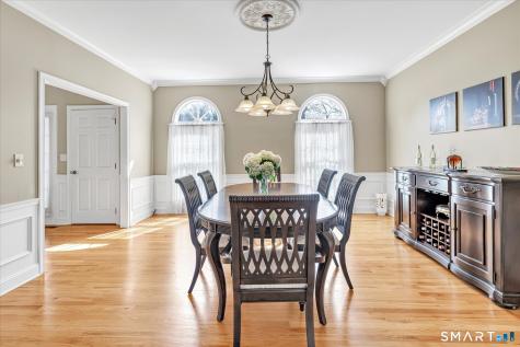 111 Stones Throw Trumbull CT 06611