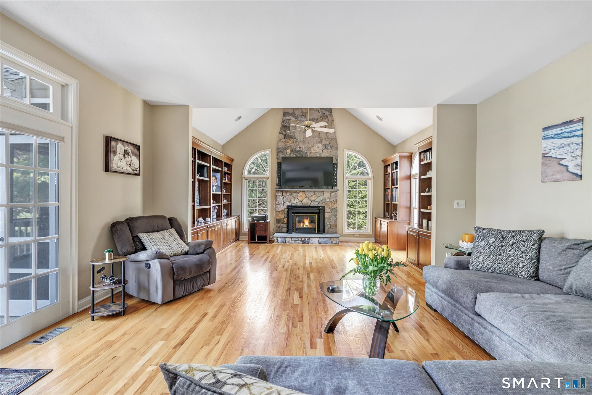 111 Stones Throw Trumbull CT 06611