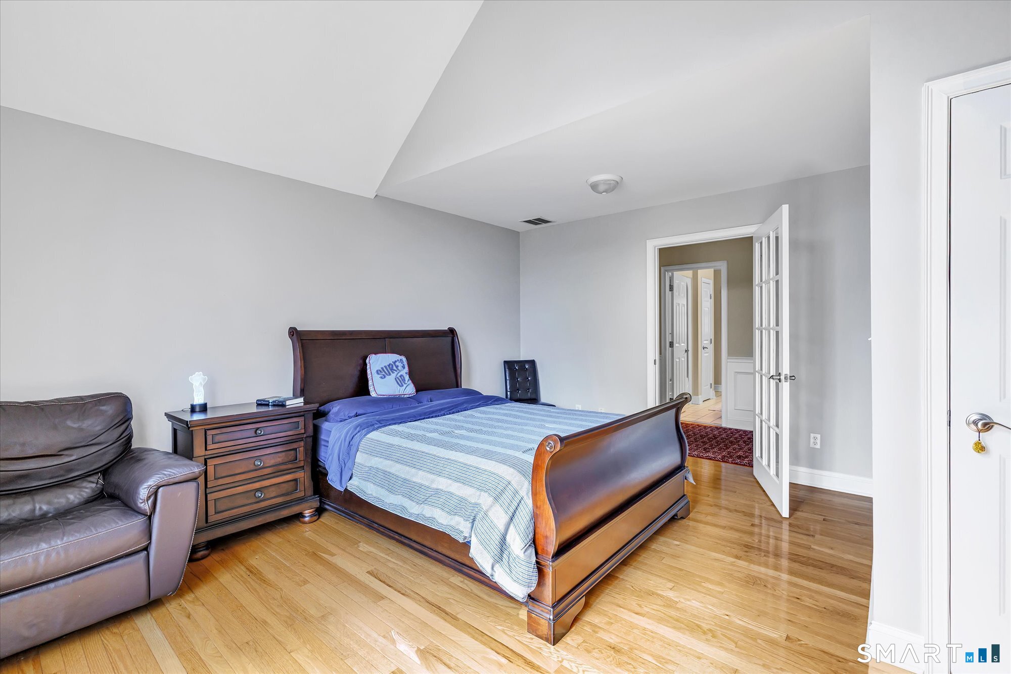 111 Stones Throw Trumbull CT 06611